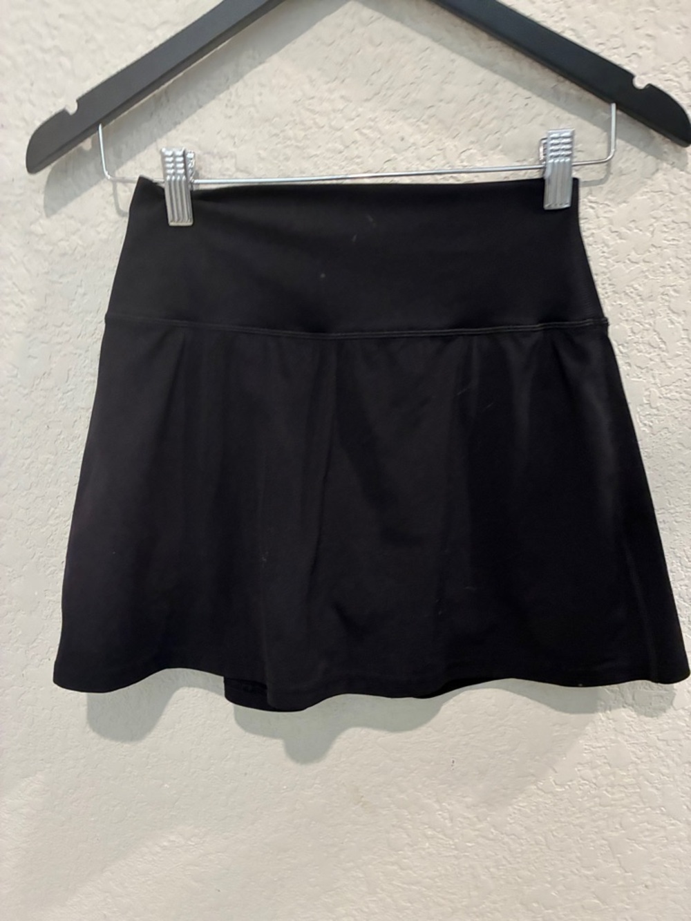 lululemon athletica Black Circle Skirt - Flowy A-Line waist 24